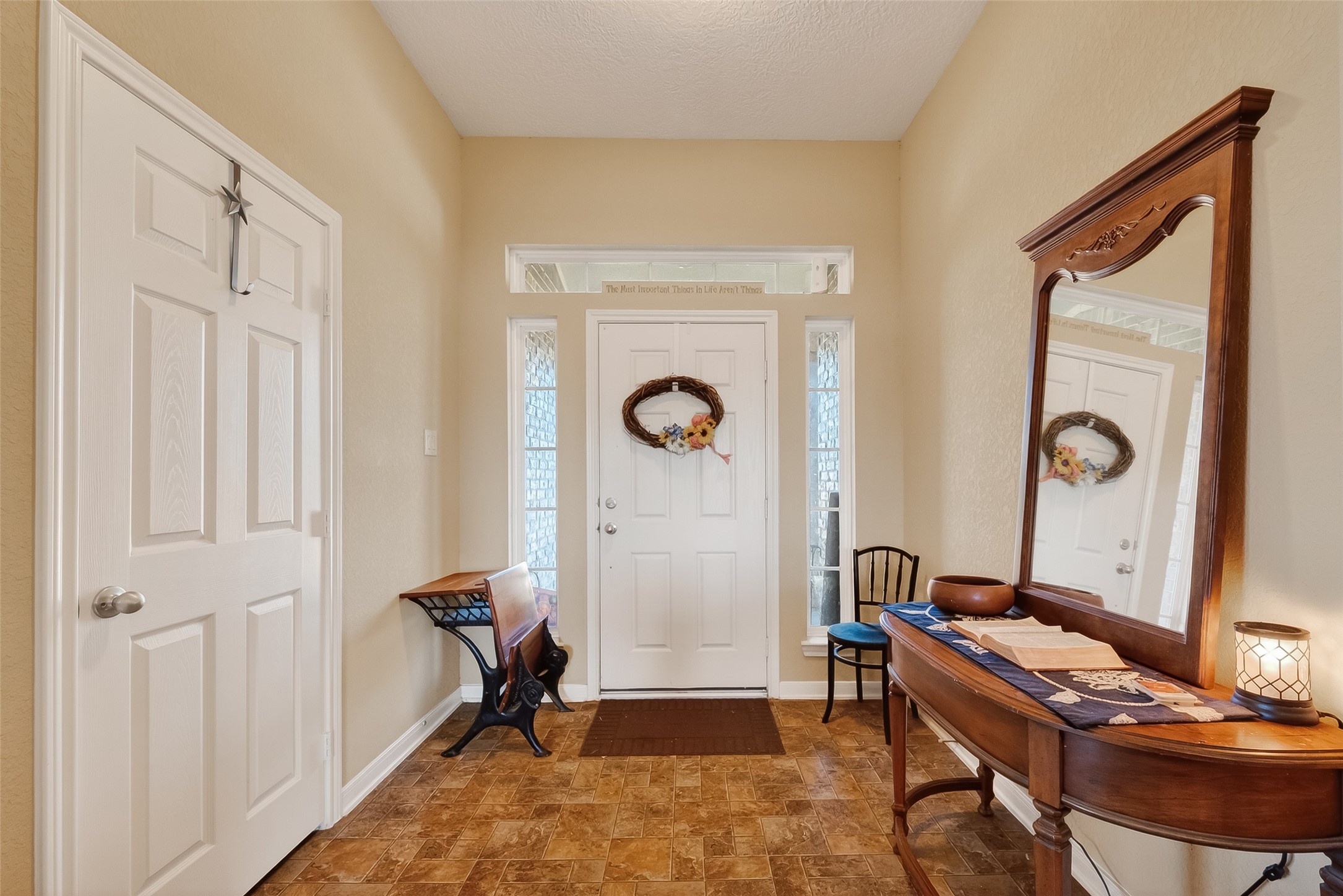 3418 Barbers Hill Road Highlands, TX 77562 - Photo 7 of 50 a view of a livingroom with furniture and windows