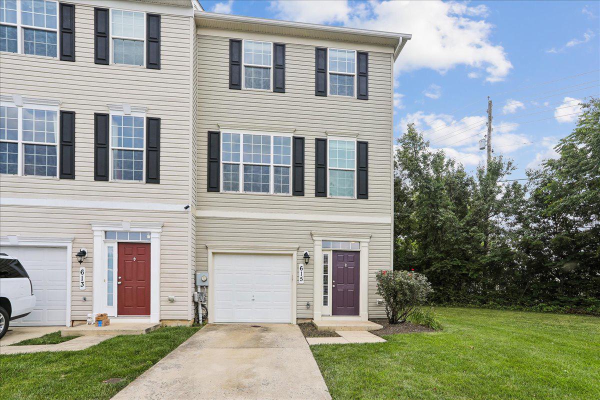 Spacious three-level end-unit townhouse!