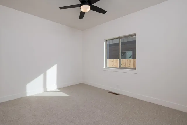 $3,800 | 711 North 2nd Avenue, Hailey, ID 83333