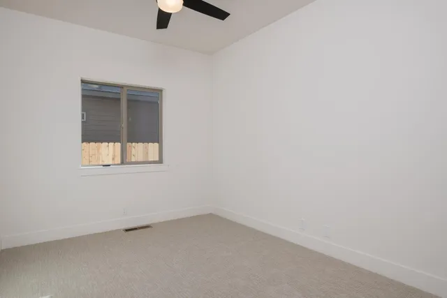 $3,800 | 711 North 2nd Avenue, Hailey, ID 83333