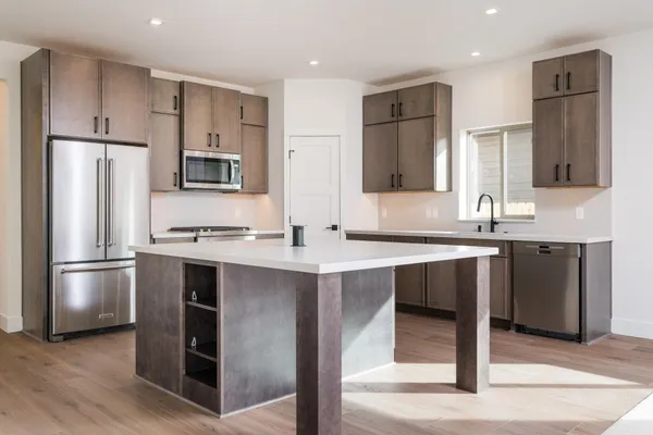 $3,800 | 711 North 2nd Avenue, Hailey, ID 83333