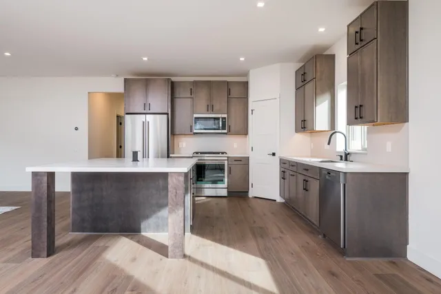 $3,800 | 711 North 2nd Avenue, Hailey, ID 83333