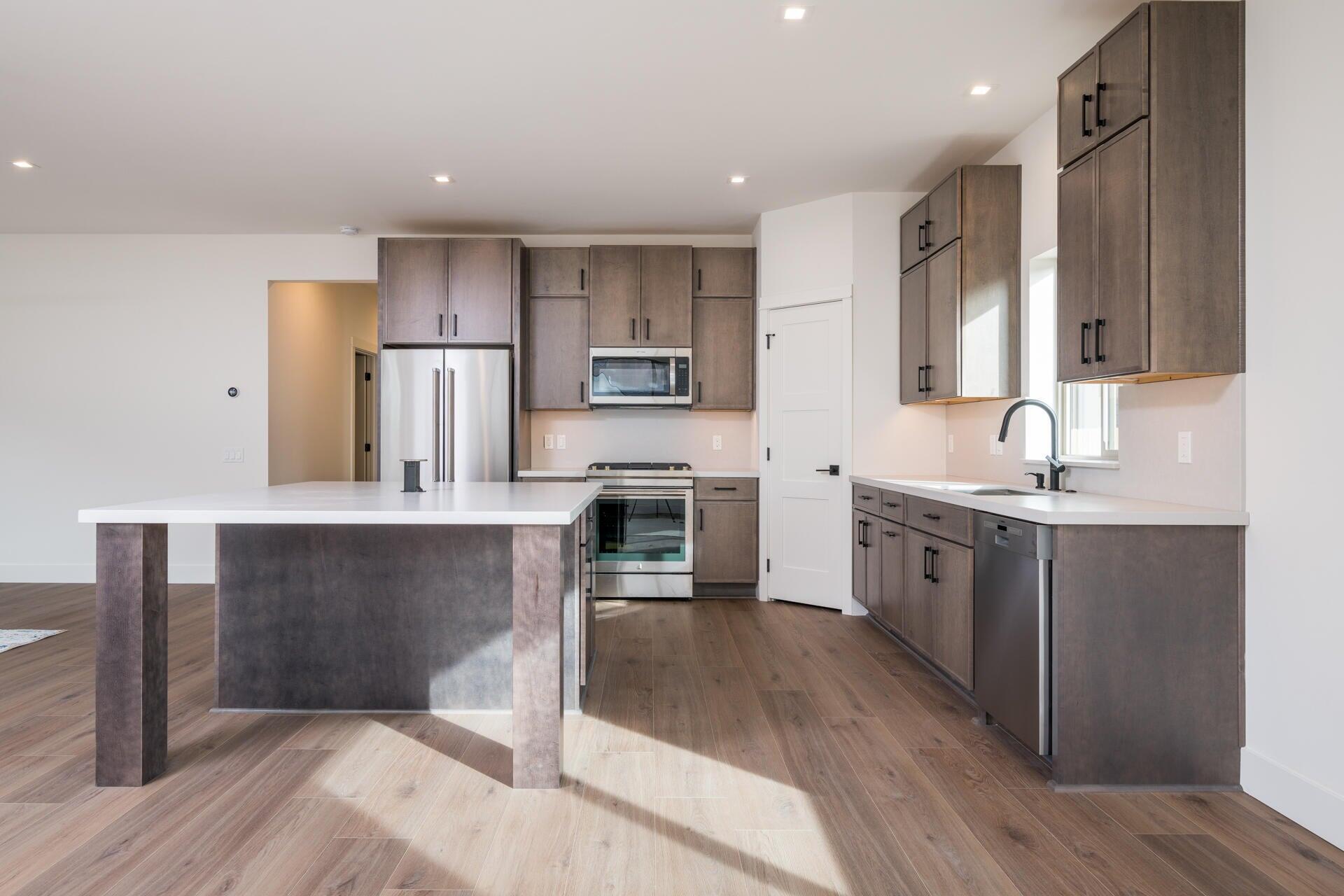 711 North 2nd Avenue Hailey, ID 83333 - Photo 3 of 16 Kitchen