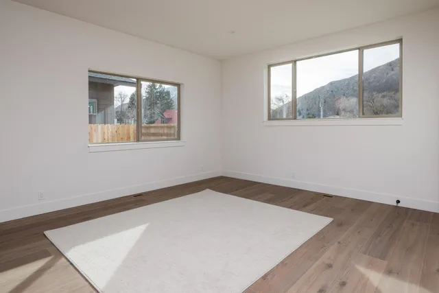 $3,800 | 711 North 2nd Avenue, Hailey, ID 83333