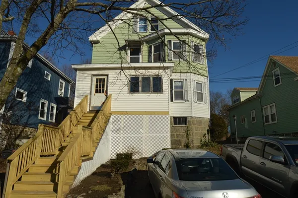 $2,800 | 71 Proctor Street, Unit 2, Salem, MA 01970