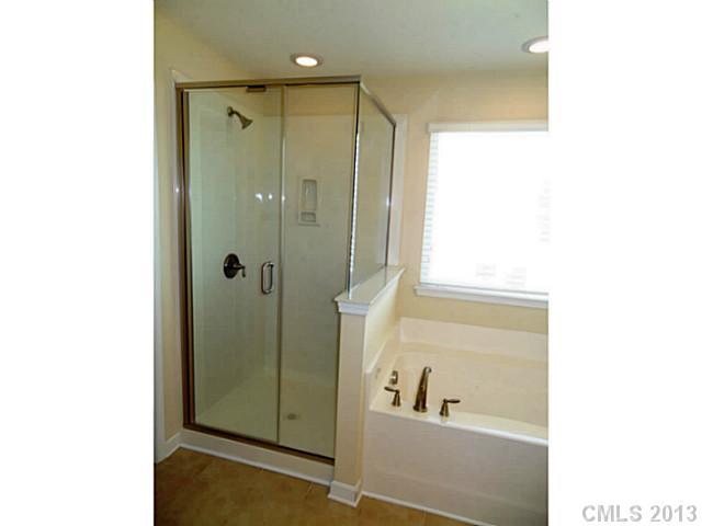 5918 Trailwater Road Charlotte, NC 28278 - Photo 12 of 16 Gallery Image 12