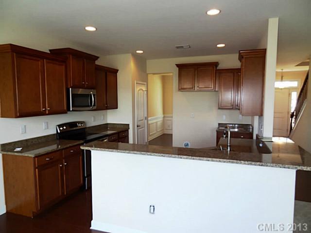 5918 Trailwater Road Charlotte, NC 28278 - Photo 7 of 16 Gallery Image 7