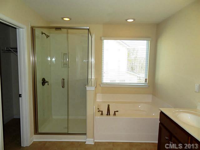 5918 Trailwater Road Charlotte, NC 28278 - Photo 9 of 16 Gallery Image 9