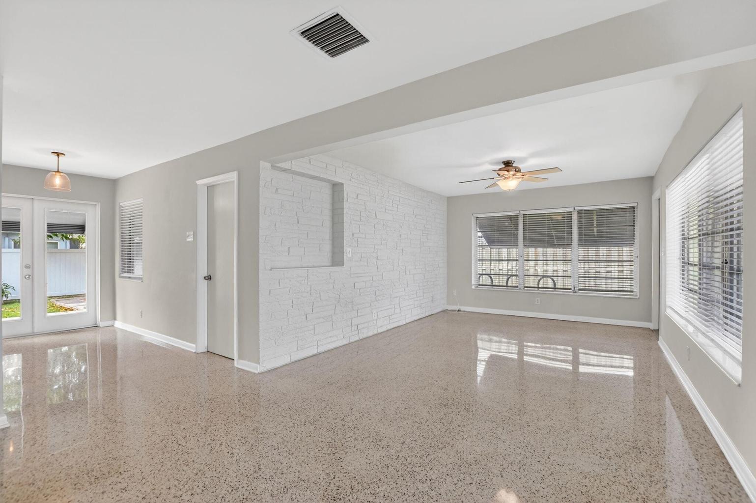 456 Northeast 28th Terrace Boca Raton, FL 33431 - Photo 6 of 23 20260507201702749952000000-o
