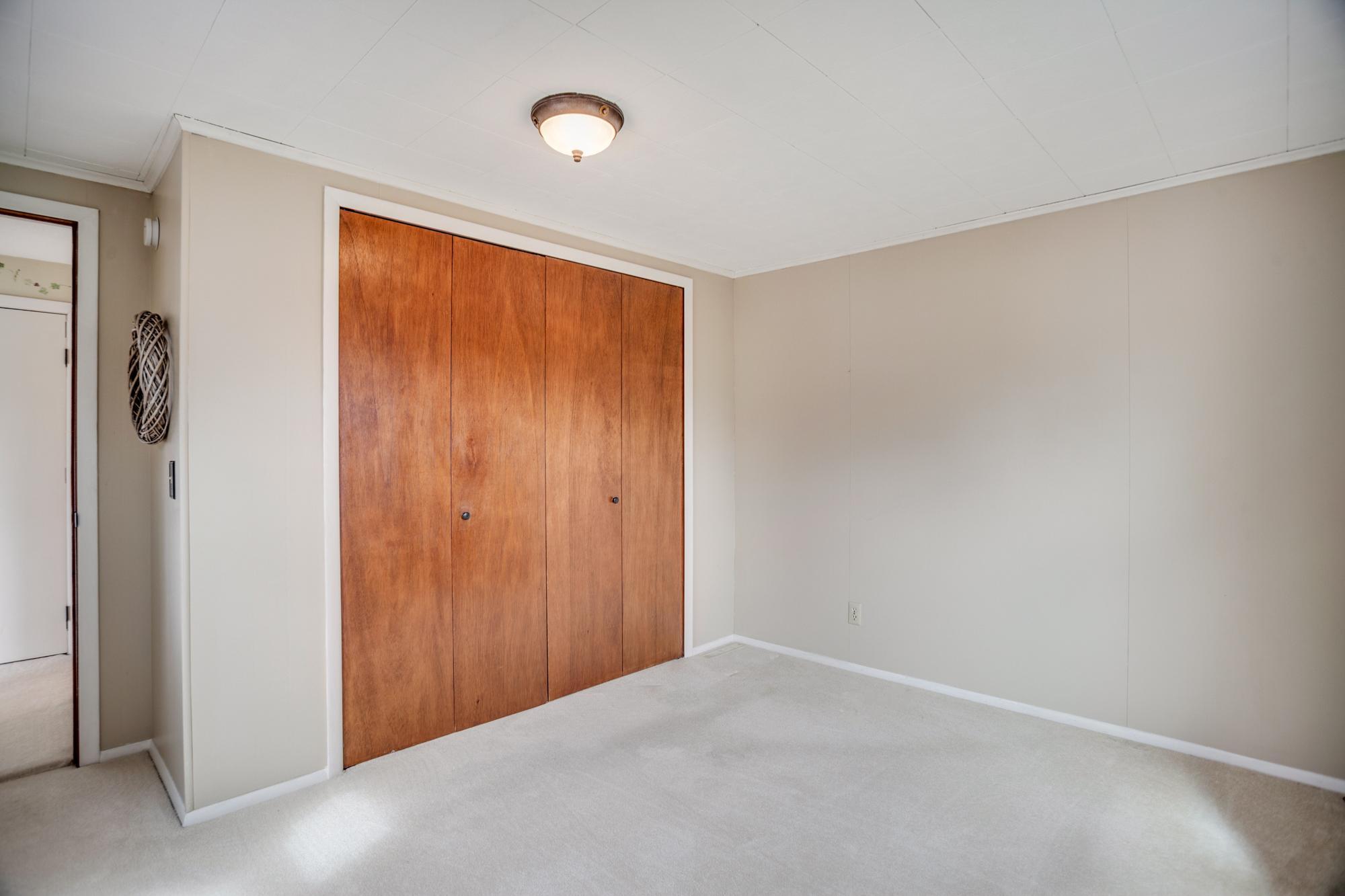 12210 28th Avenue North Minneapolis, MN 55441 - Photo 15 of 29