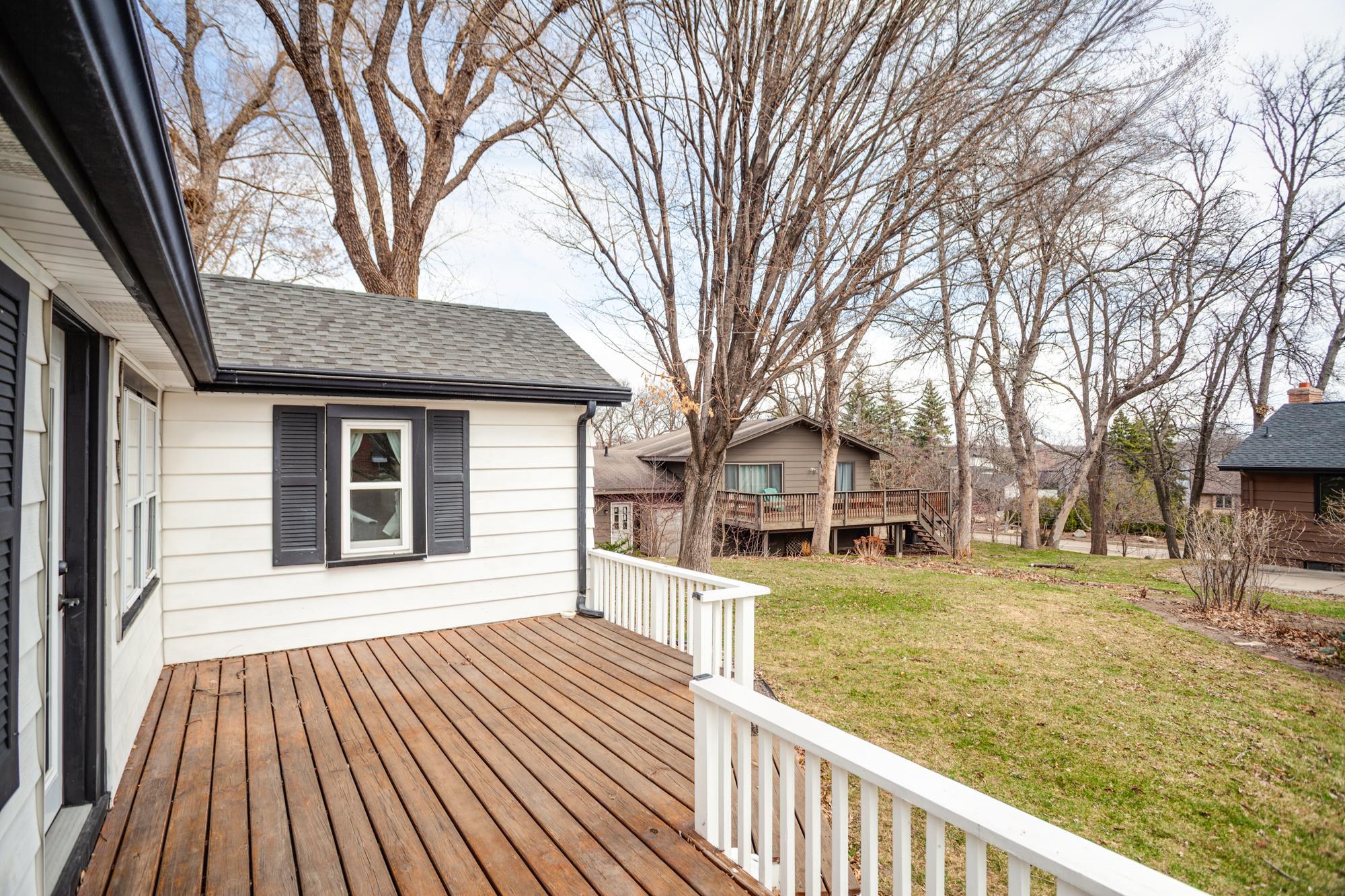 12210 28th Avenue North Minneapolis, MN 55441 - Photo 23 of 29