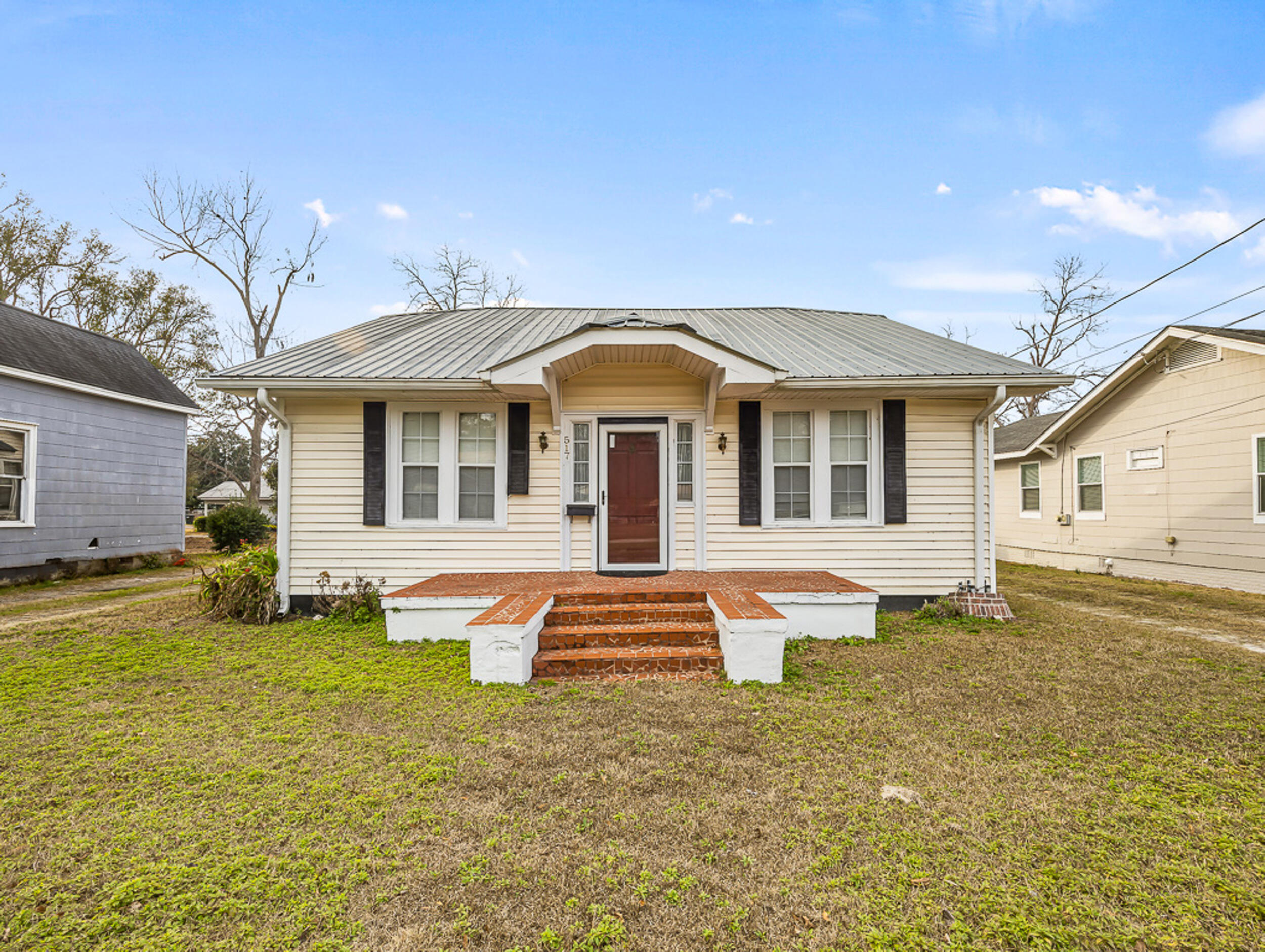 517 North Masonic Street Millen, GA 30442 - Photo 1 of 25 Front of Home