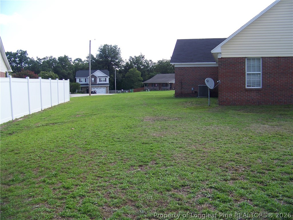 190 Finch Road Fayetteville, NC 28306 - Photo 3 of 40 Gallery Image 3