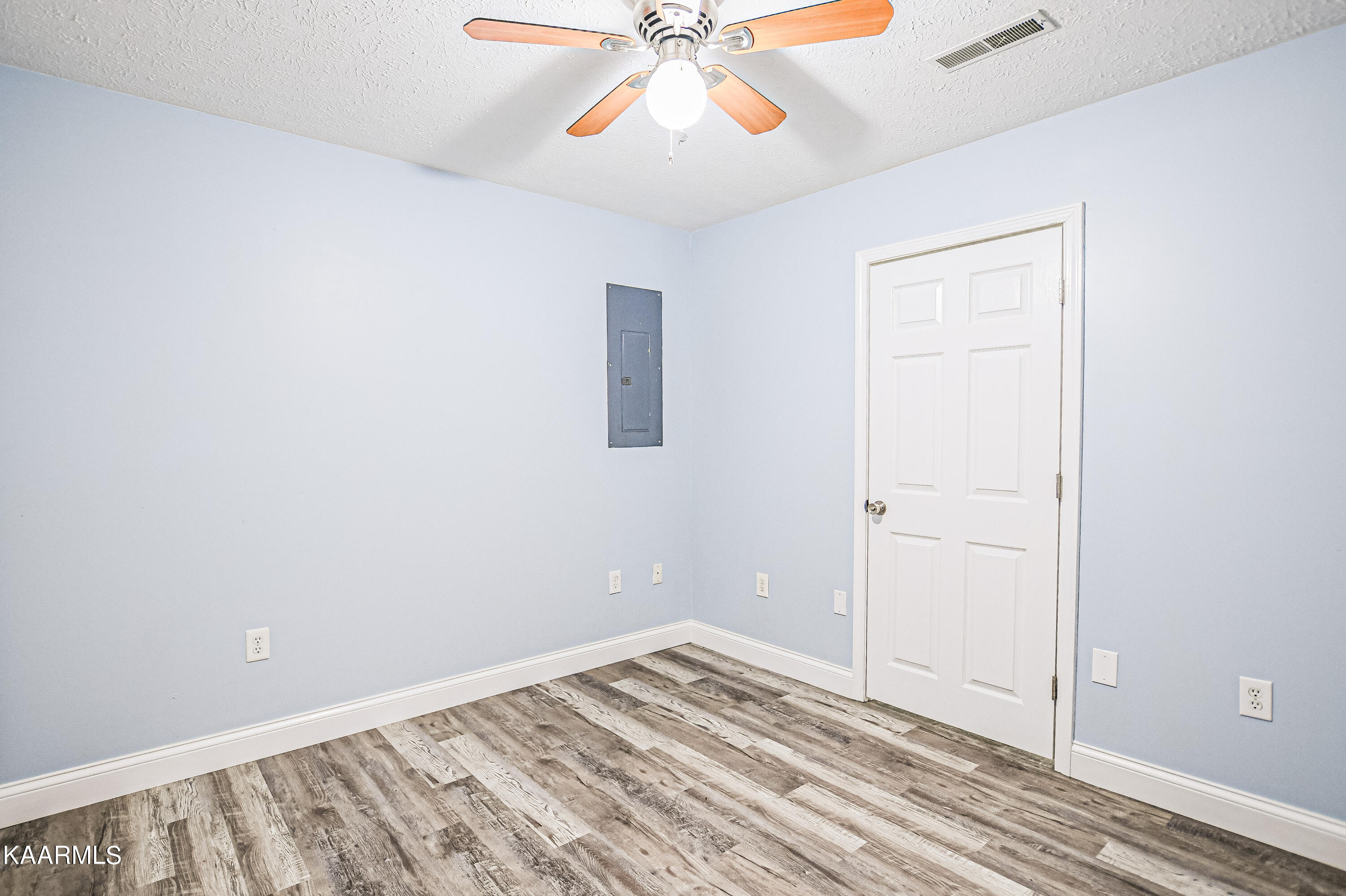 668 Ridge Road Caryville, TN 37714 - Photo 40 of 43 DSC_8889