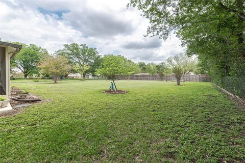 $325,000 | 12805 Bob Johnson Lane, Manchaca, TX 78652