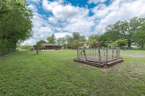 $325,000 | 12805 Bob Johnson Lane, Manchaca, TX 78652