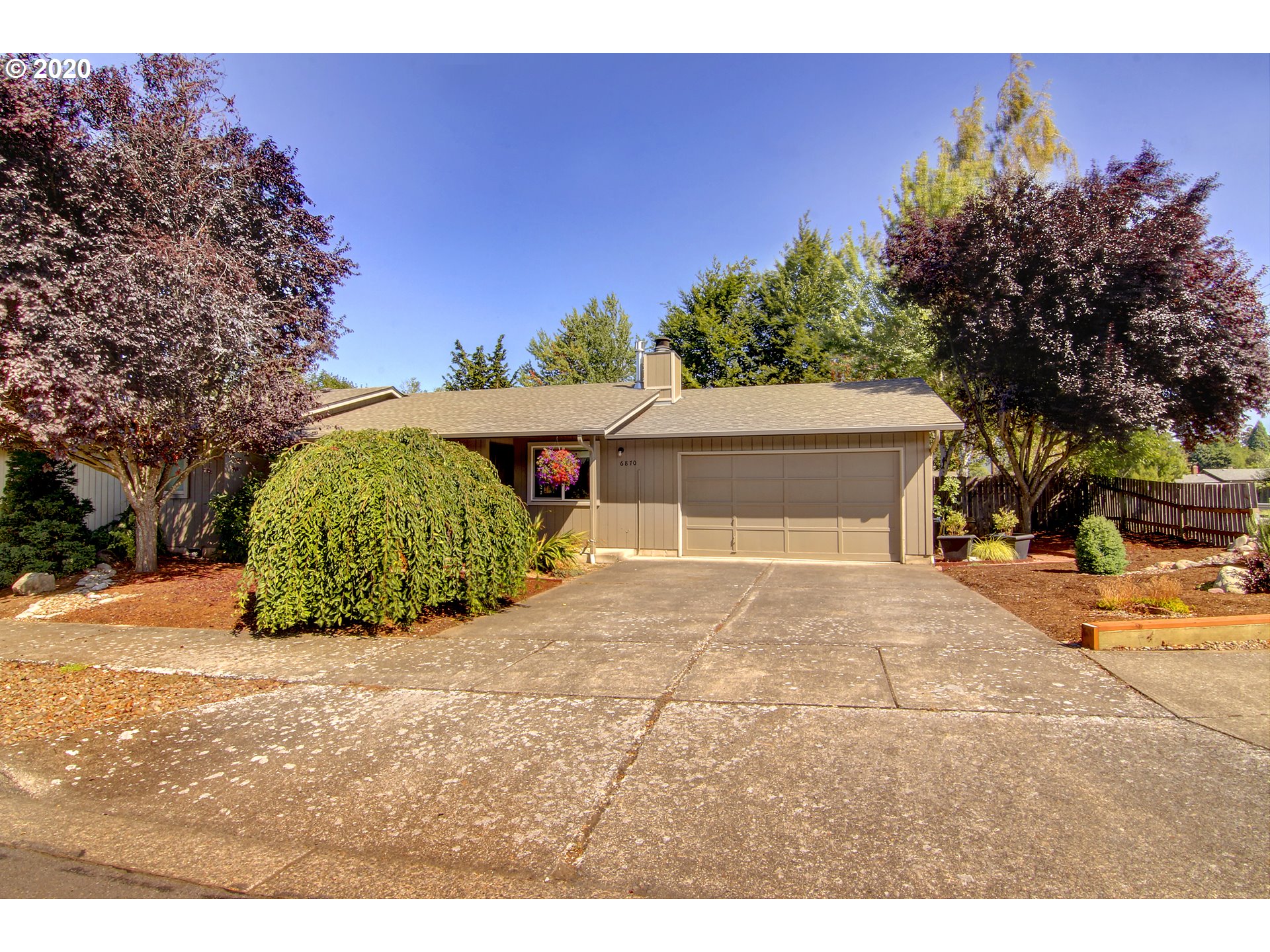 6870 D Street Springfield, OR 97478 - Photo 2 of 22
