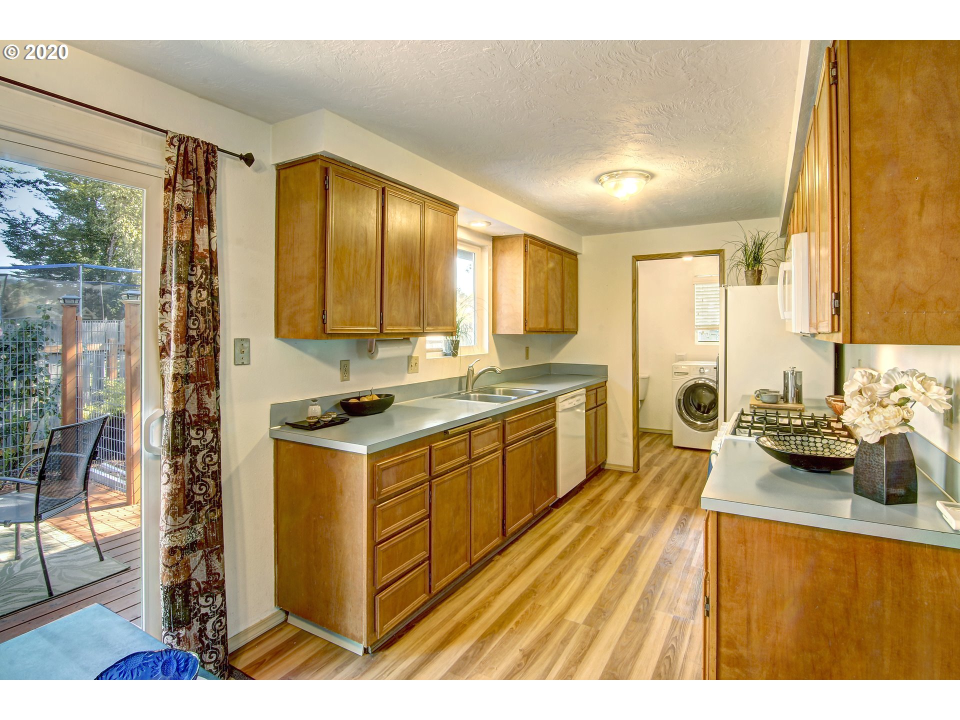 6870 D Street Springfield, OR 97478 - Photo 11 of 22
