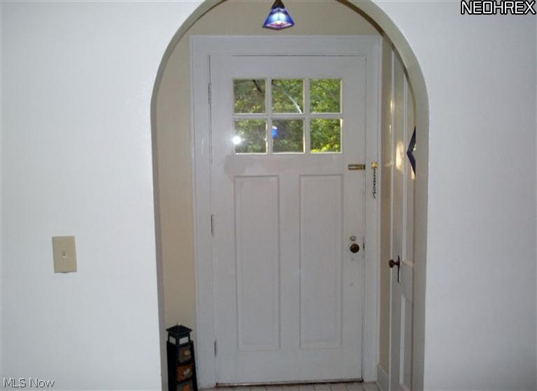 2084 Harris Road Broadview Heights, OH 44147 - Photo 2 of 25 Gallery Image 2