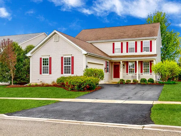 $550,000 | 2948 Adamson Drive, Geneva, IL 60134
