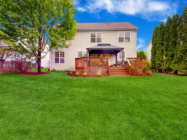 $550,000 | 2948 Adamson Drive, Geneva, IL 60134