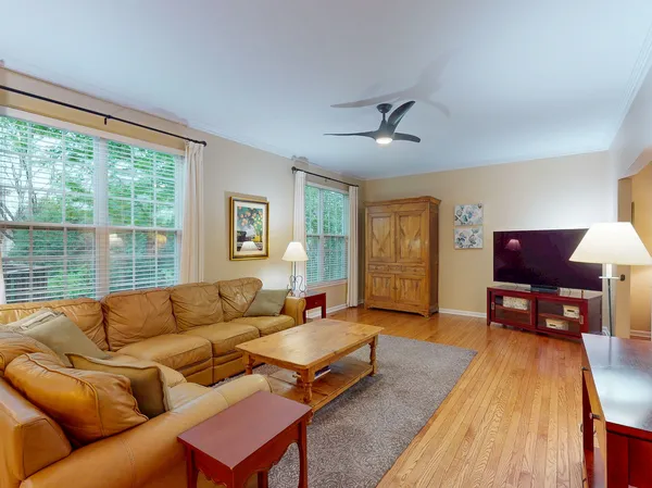 $550,000 | 2948 Adamson Drive, Geneva, IL 60134