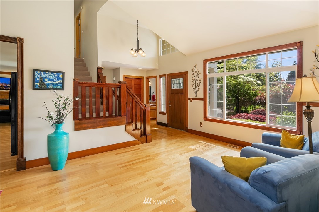21326 Damson Road Bothell, WA 98021 - Photo 8 of 25