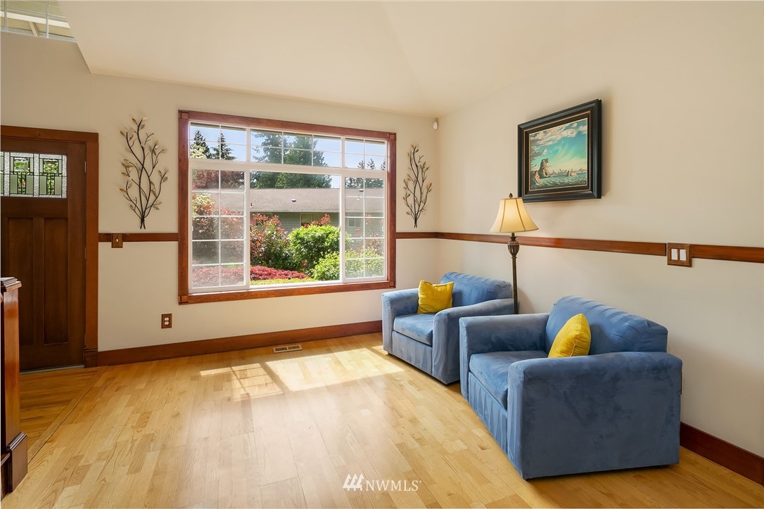 21326 Damson Road Bothell, WA 98021 - Photo 9 of 25