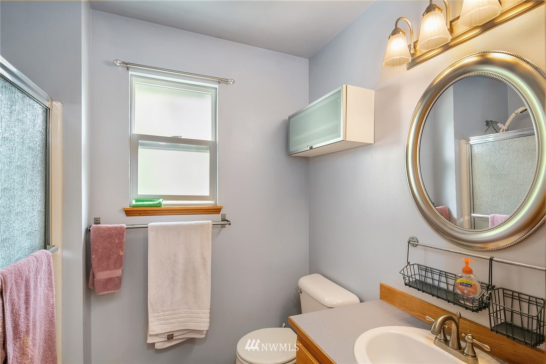 21326 Damson Road Bothell, WA 98021 - Photo 10 of 25