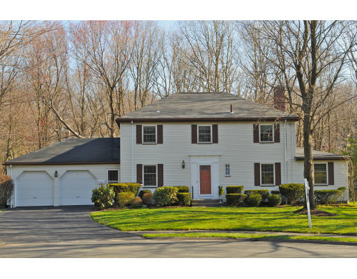 7 Trinity Court Wellesley, MA 02481 - Photo 1 of 1 Gallery Image 1