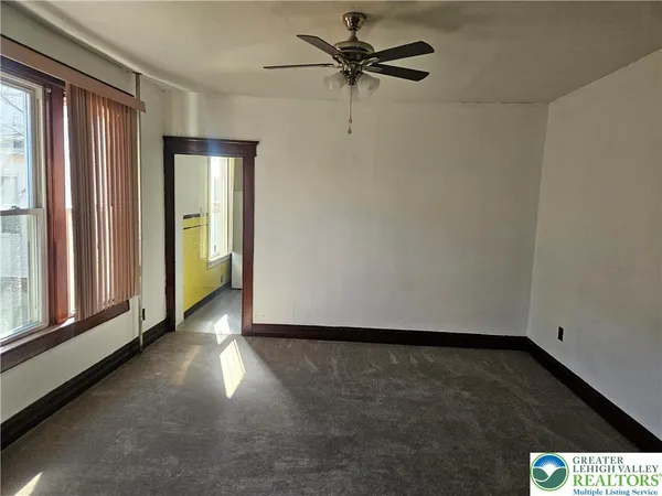 $1,125 | 10 Leisenring Street, Lansford, PA 18232
