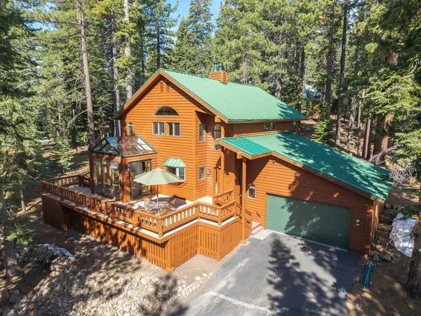$1,195,000 | 12964 Falcon Point Place, Truckee, CA 96161