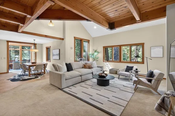 $1,195,000 | 12964 Falcon Point Place, Truckee, CA 96161
