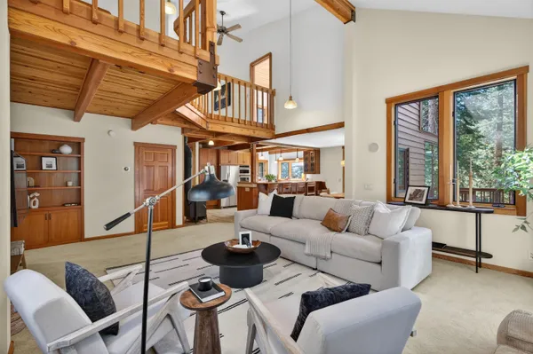 $1,195,000 | 12964 Falcon Point Place, Truckee, CA 96161