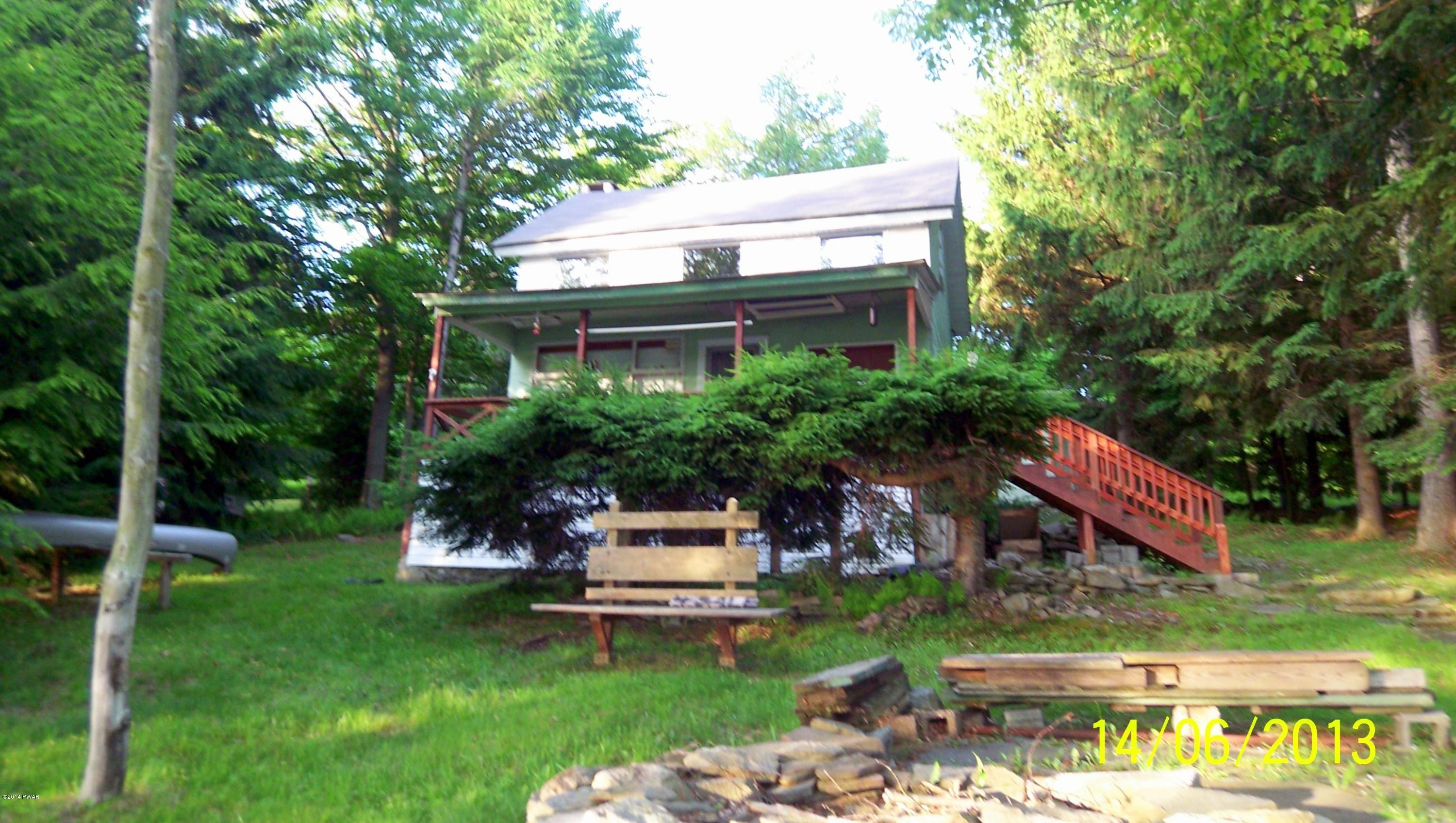 149 Ridgefield Point Road Greentown, PA 18426 - Photo 2 of 38