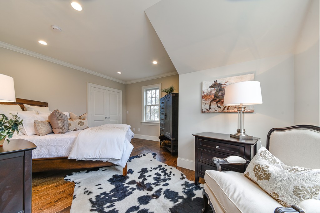 40 Chesterton Road Wellesley, MA 02481 - Photo 17 of 30 Gallery Image 17