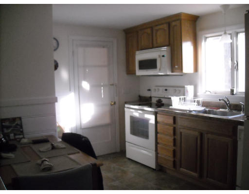 52 Whittemore Road Sturbridge, MA 01566 - Photo 3 of 3 Gallery Image 3