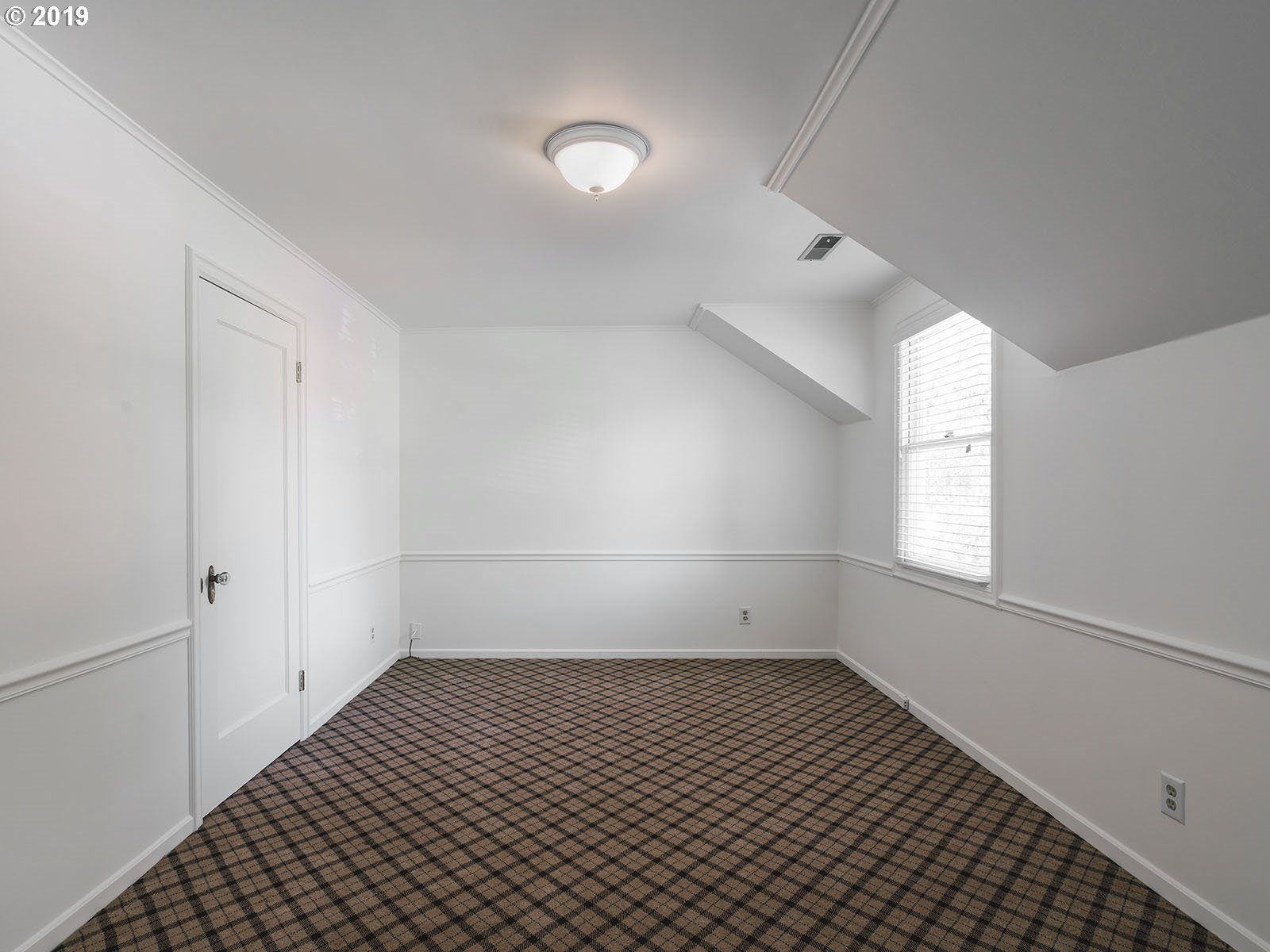 7900 Southwest Cedar Street Portland, OR 97225 - Photo 16 of 29 Gallery Image 16