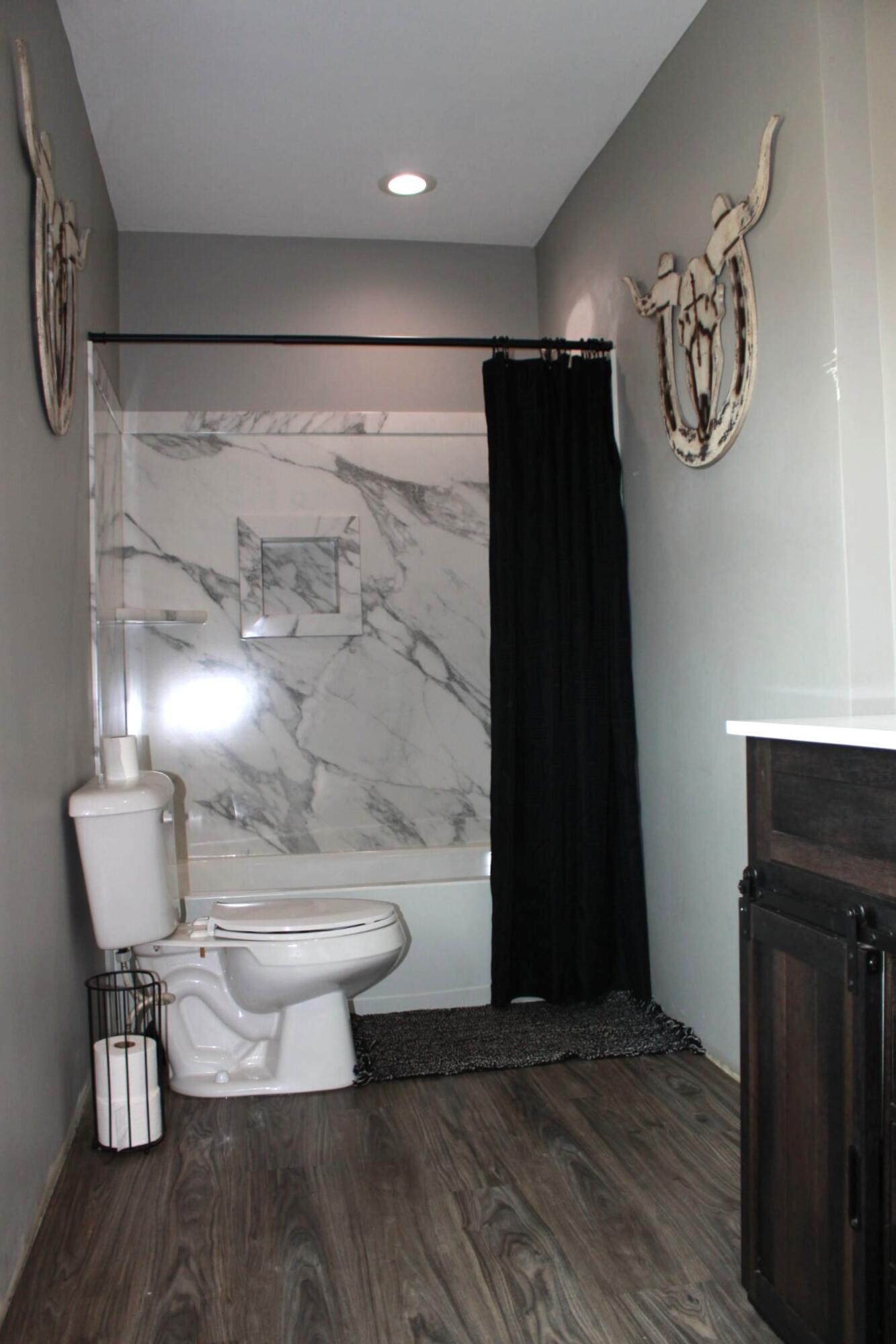 12409 Bellevue Road Battle Creek, MI 49014 - Photo 15 of 44 main floor bathroom