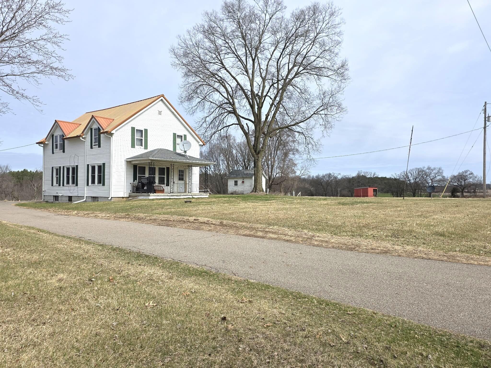12409 Bellevue Road Battle Creek, MI 49014 - Photo 2 of 42 house