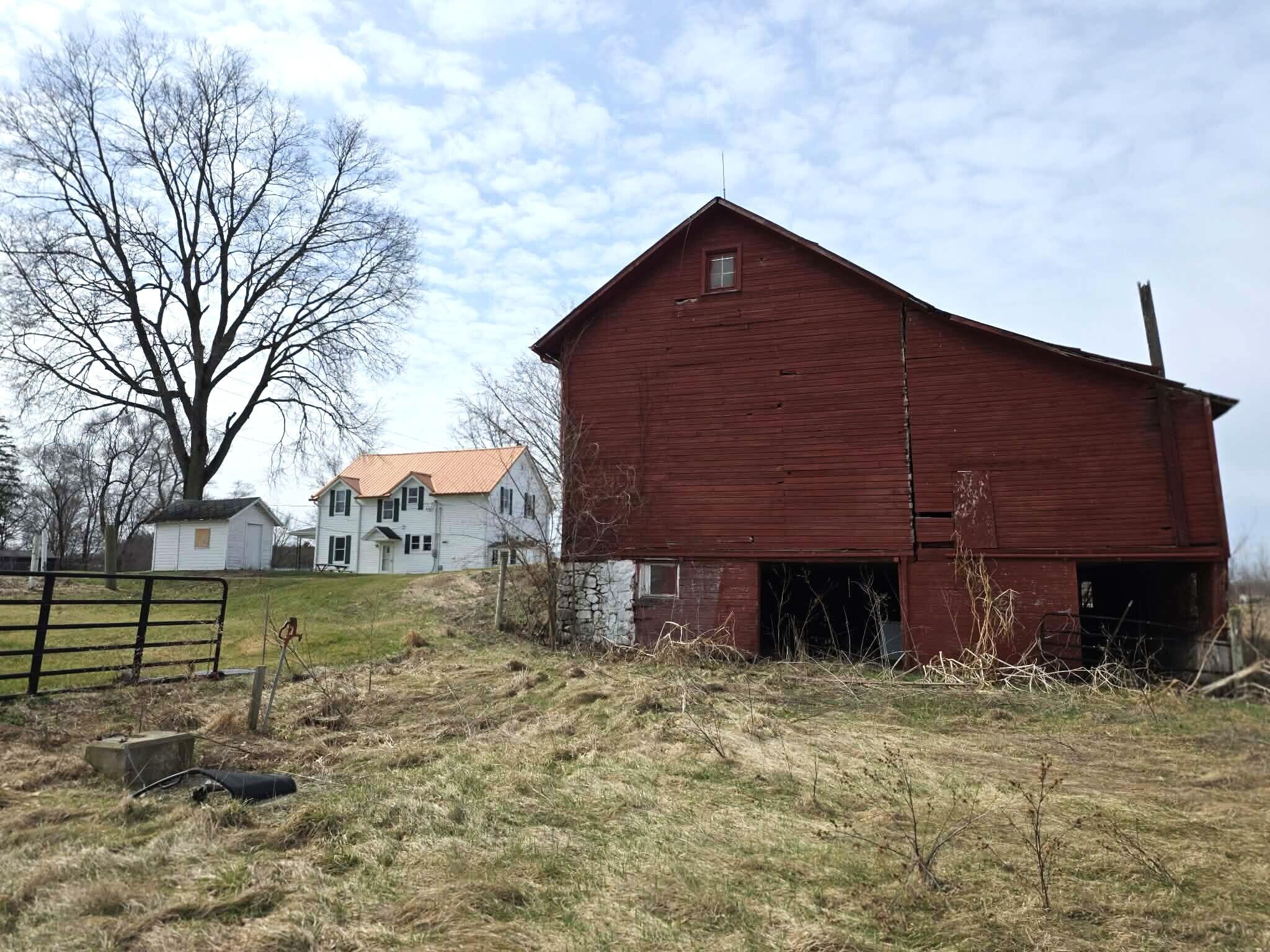 12409 Bellevue Road Battle Creek, MI 49014 - Photo 24 of 42 farm barn