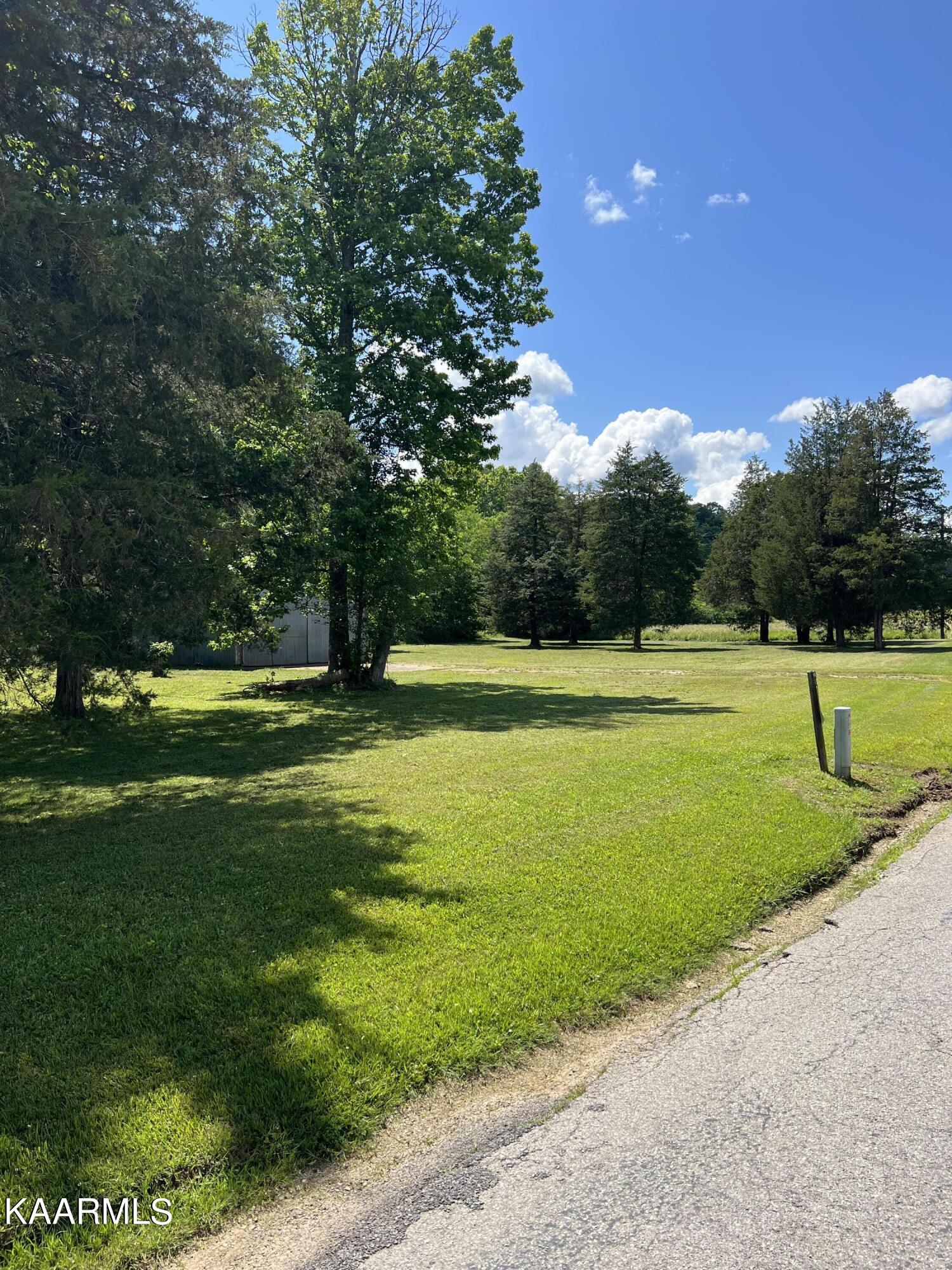 144 Bethlehem Church Road Madisonville, TN 37354 - Photo 23 of 25 IMG_1129