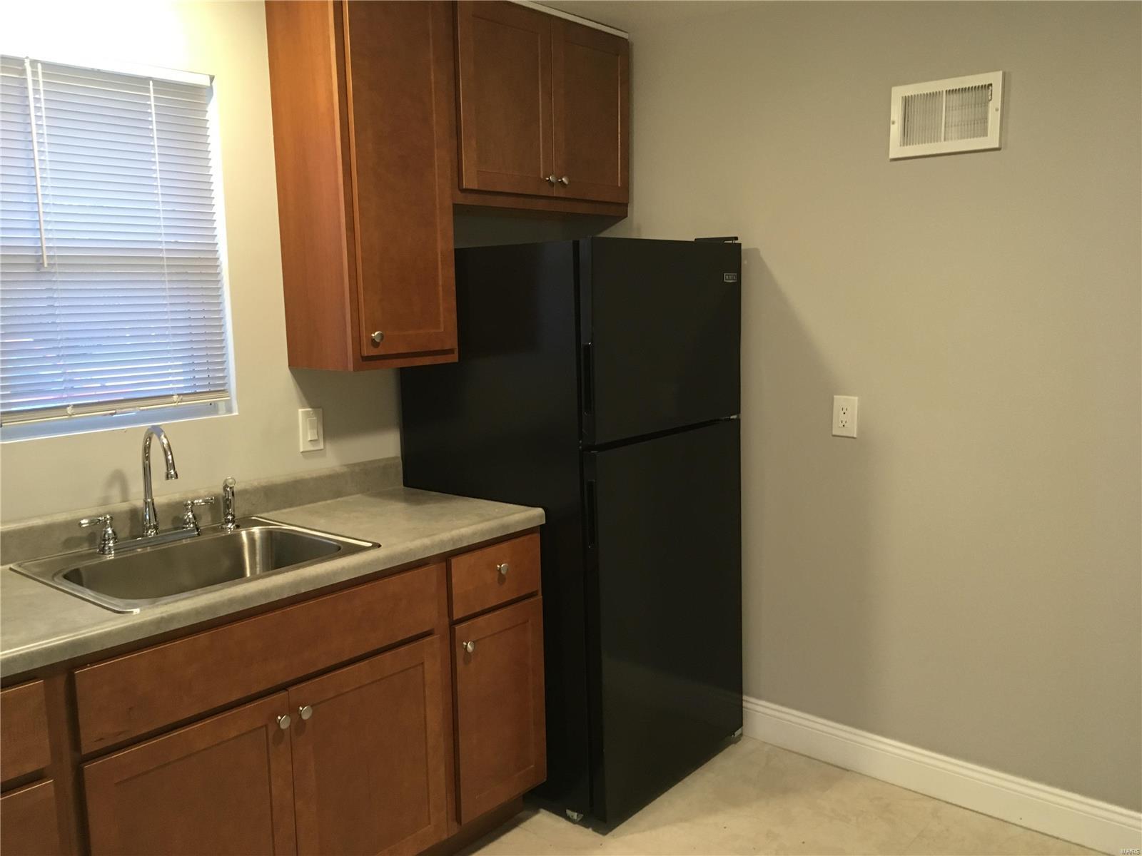 8000 Mathilda Avenue St. Louis, MO 63123 - Photo 9 of 32 Gallery Image 9