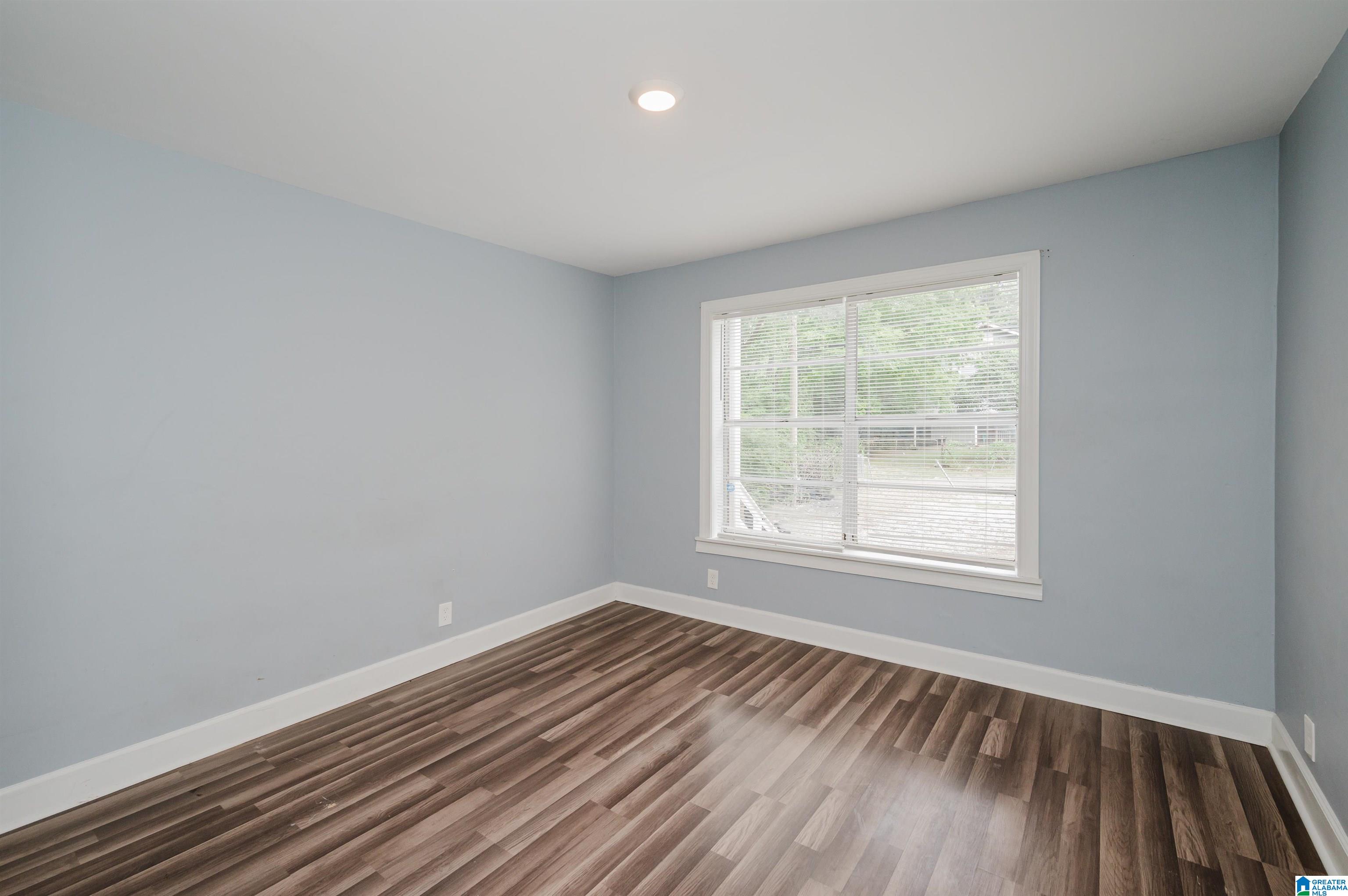 609 Valley Road Fairfield, AL 35064 - Photo 26 of 36