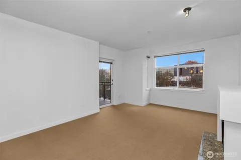 $425,000 | 5450 Leary Avenue Northwest, Unit 445, Seattle, WA 98107