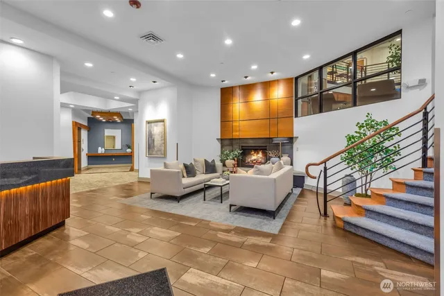 $435,000 | 5450 Leary Avenue Northwest, Unit 445, Seattle, WA 98107