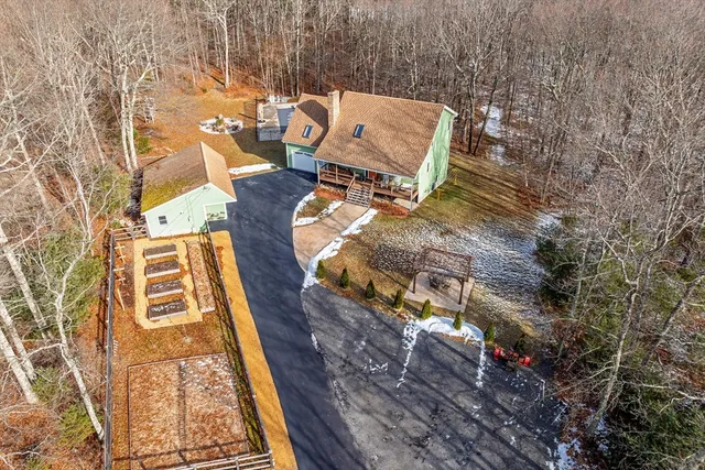 $629,900 | 8 Longview Avenue, Webster, MA 01570