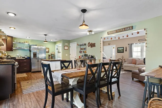 $629,900 | 8 Longview Avenue, Webster, MA 01570