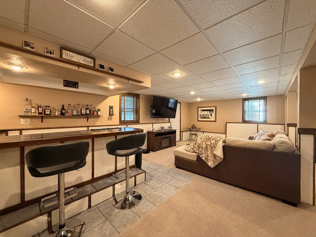 8 Longview Avenue Webster, MA 01570 - Photo 25 of 41