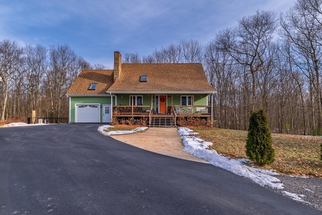 8 Longview Avenue Webster, MA 01570 - Photo 36 of 41